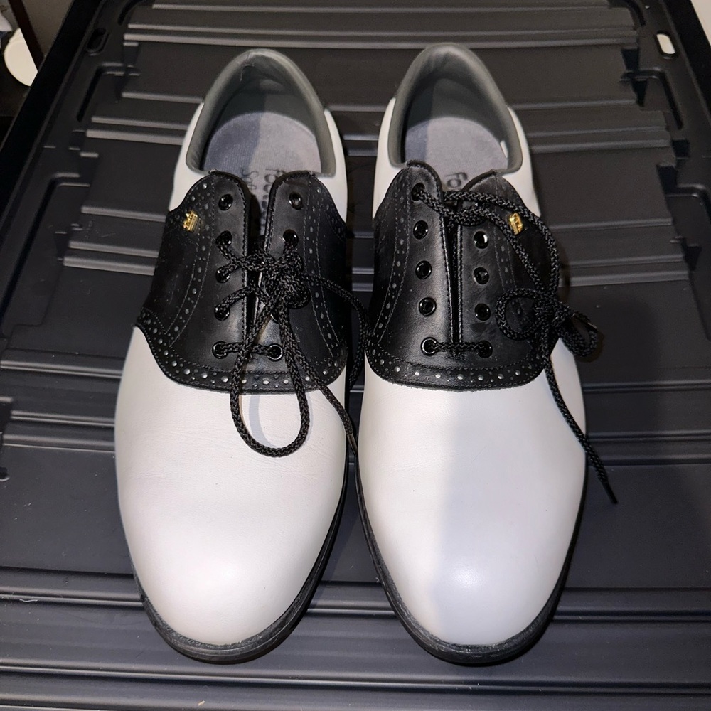Vintage FootJoy Oxford Lace Up Golf Shoes, Black White Mens 12M
